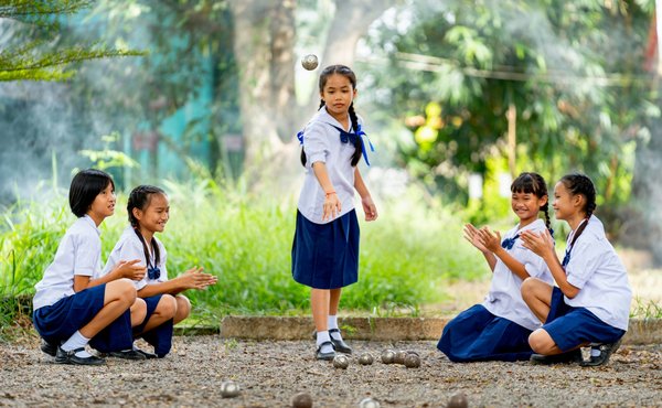Comprendre les règles essentielles de la pétanque facilement